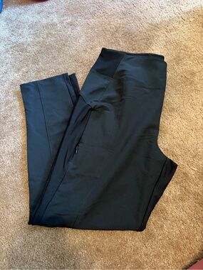 Avalanche Black Men’s Jogger Pants
